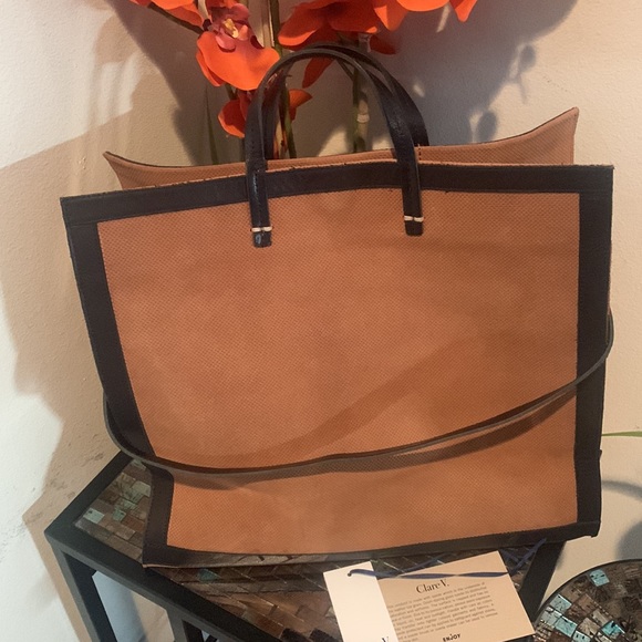 Clare . V Simple Leather Tote
CLARE V. - Picture 2 of 14